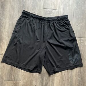Nike Black Athletic Shorts Moisture-Wicking Lightweight